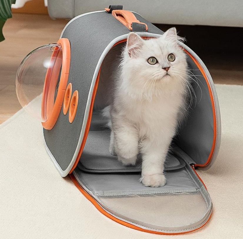 Capsule Pet Carrier