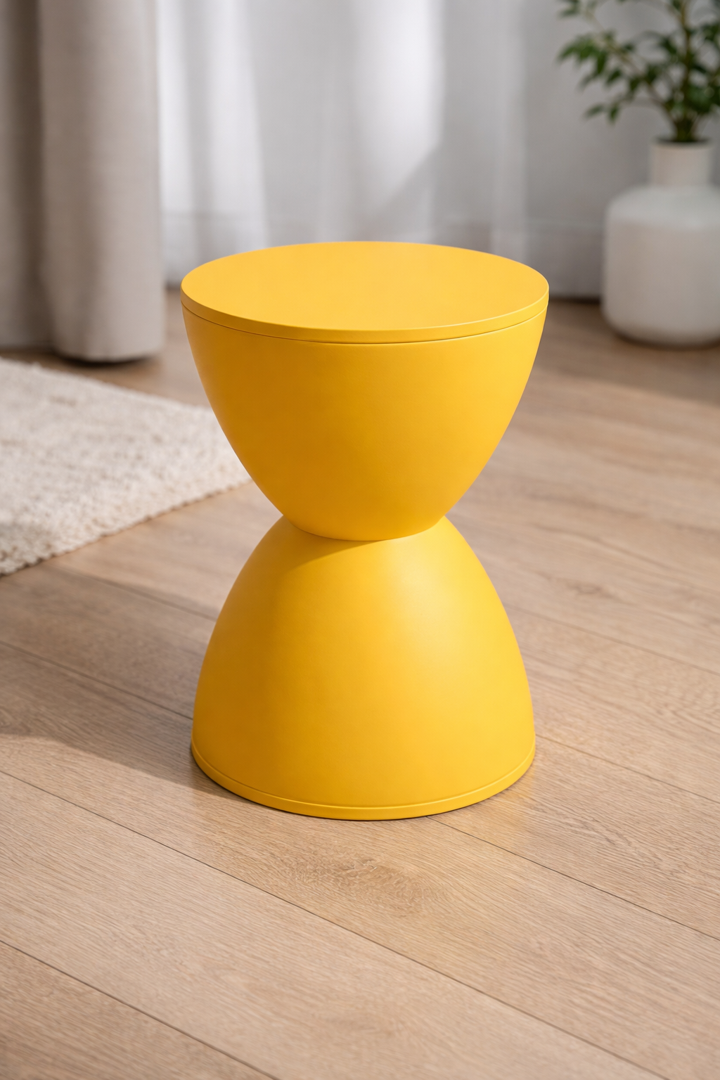 Hourglass Pop Side Table